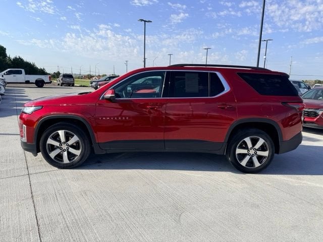 2023 Chevrolet Traverse LT Leather