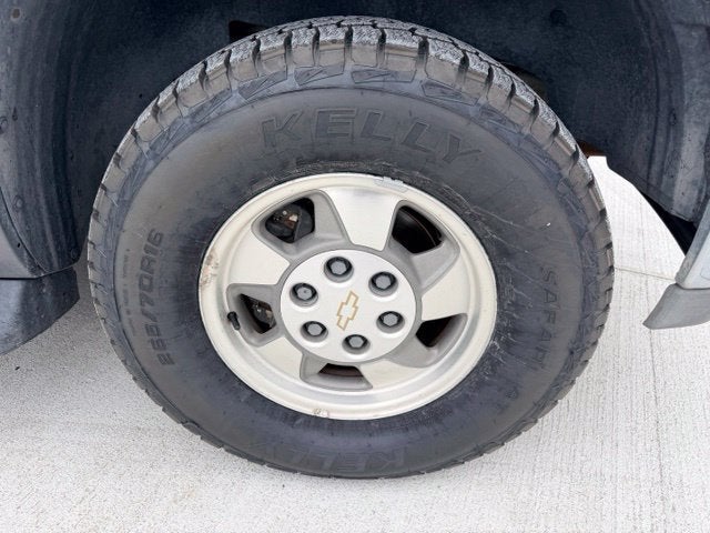 2002 Chevrolet Suburban LT