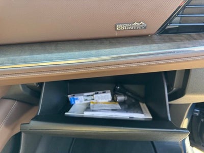 2025 Chevrolet Suburban High Country