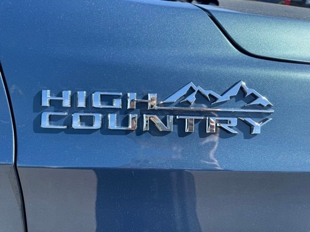 2025 Chevrolet Suburban High Country