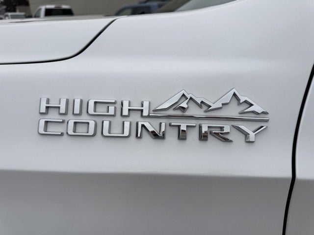 2024 Chevrolet Suburban High Country