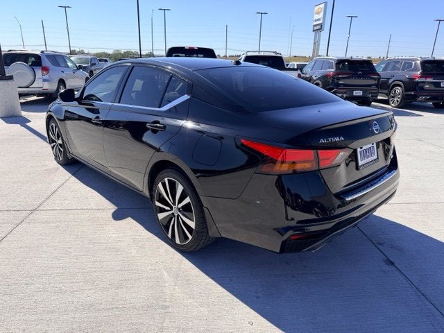 2022 Nissan Altima 2.5 SR