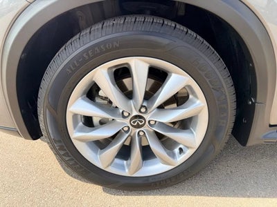 2021 INFINITI QX50 LUXE