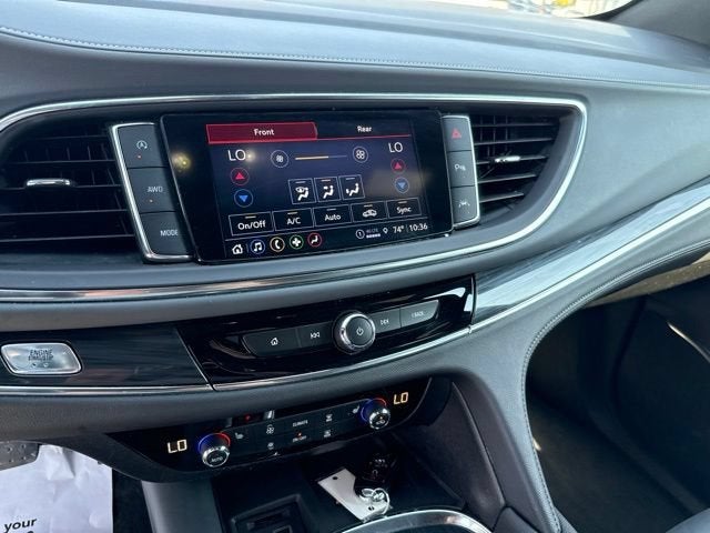 2024 Buick Enclave Essence