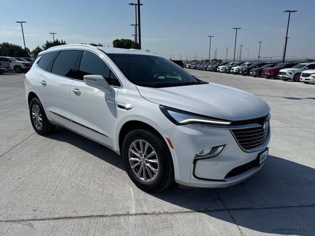 2024 Buick Enclave Essence