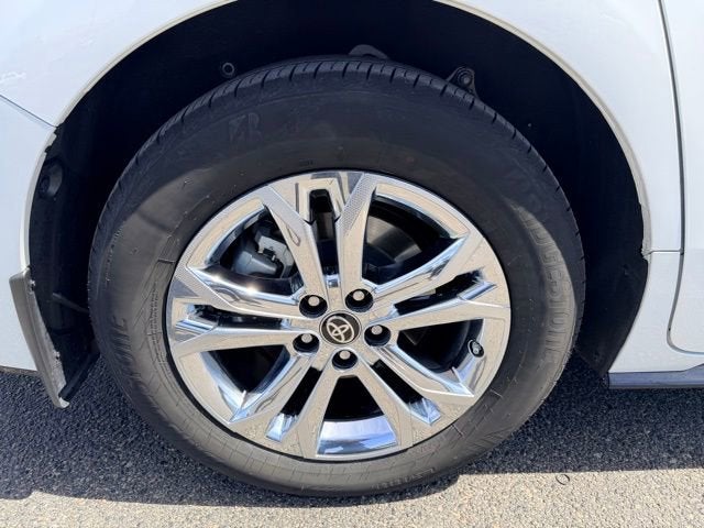 2024 Toyota Sienna Platinum