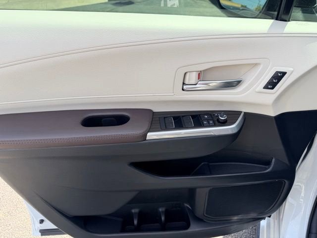 2024 Toyota Sienna Platinum