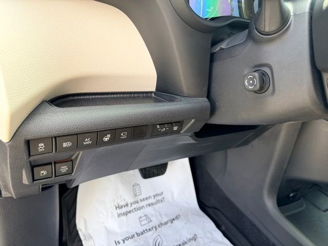 2024 Toyota Sienna Platinum