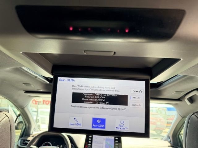 2024 Toyota Sienna Platinum