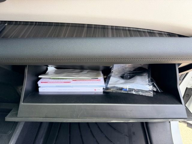 2024 Toyota Sienna Platinum