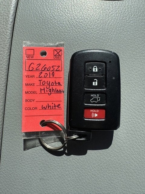 2019 Toyota Highlander SE