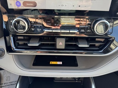 2024 Toyota Highlander Platinum