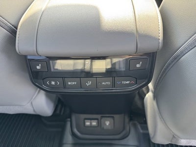 2024 Toyota Highlander Platinum