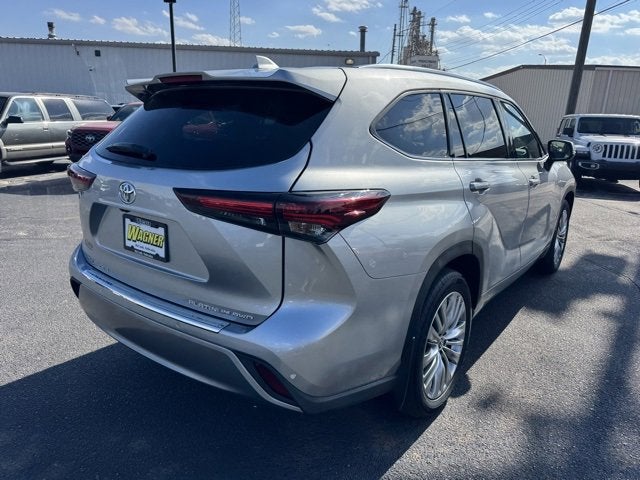 2024 Toyota Highlander Platinum