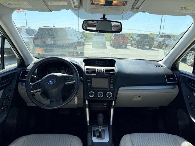 2016 Subaru Forester 2.5i