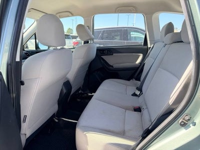 2016 Subaru Forester 2.5i