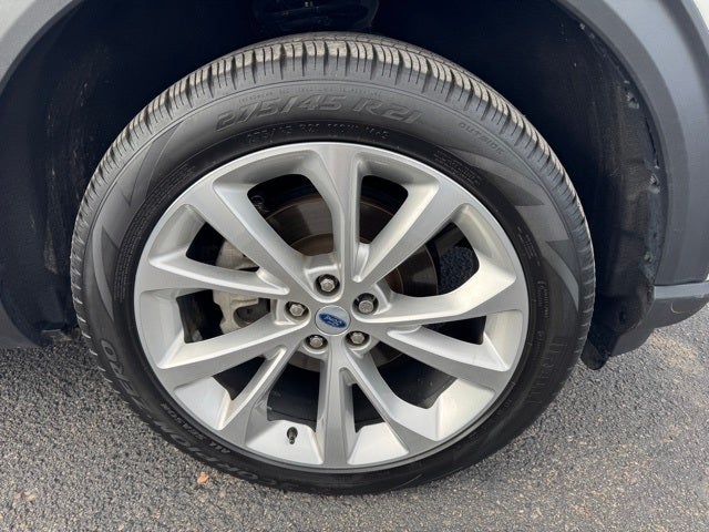 2023 Ford Explorer Platinum