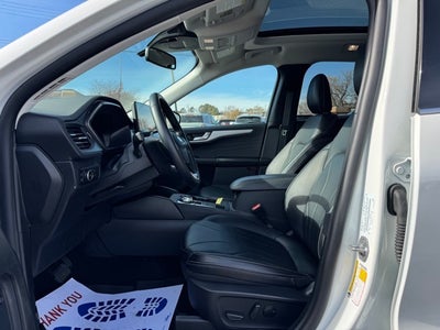 2025 Ford Escape Hybrid Platinum