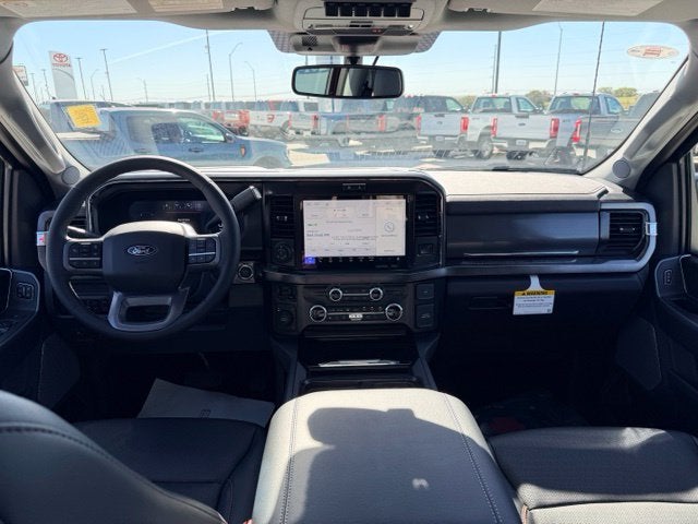 2027 Ford F-350SD Lariat DRW