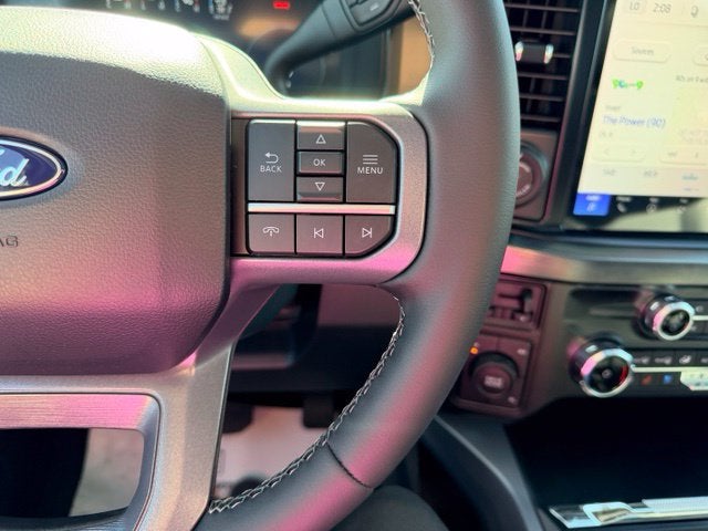 2027 Ford F-350SD Lariat DRW