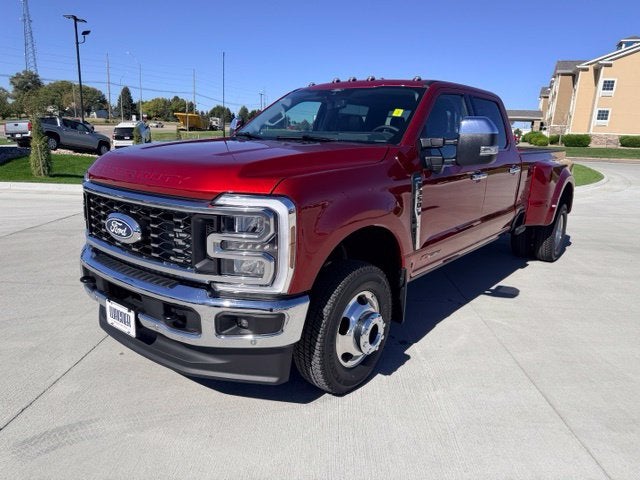 2027 Ford F-350SD Lariat DRW