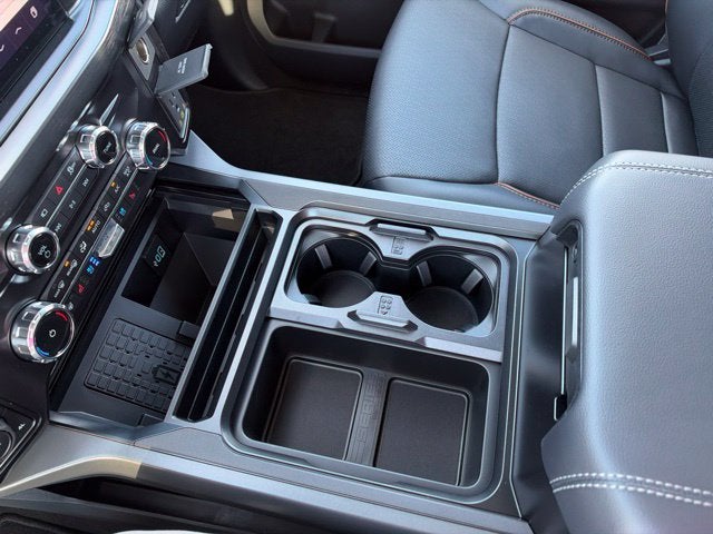 2027 Ford F-350SD Lariat DRW