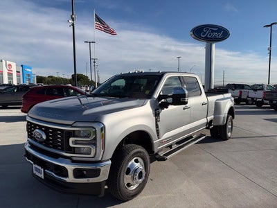 2027 Ford F-350SD Lariat DRW