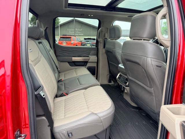 2025 Ford F-150 Platinum