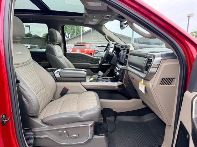 2025 Ford F-150 Platinum