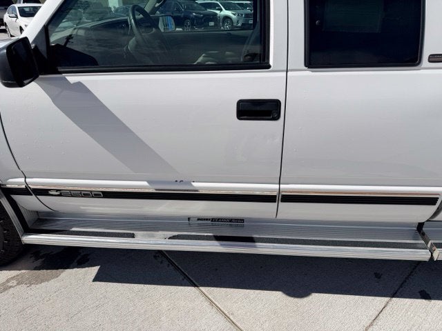 1998 Chevrolet C/K 2500 Base HD