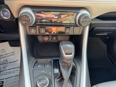 2022 Toyota RAV4 Hybrid XLE Premium