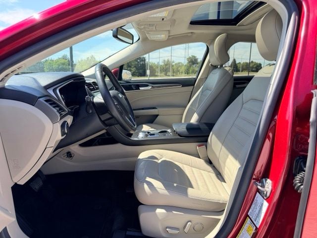 2017 Ford Fusion Hybrid SE
