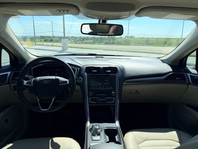 2017 Ford Fusion Hybrid SE