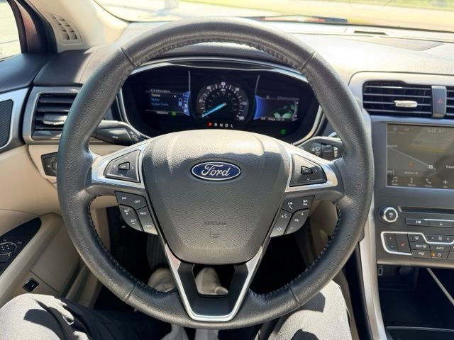 2017 Ford Fusion Hybrid SE
