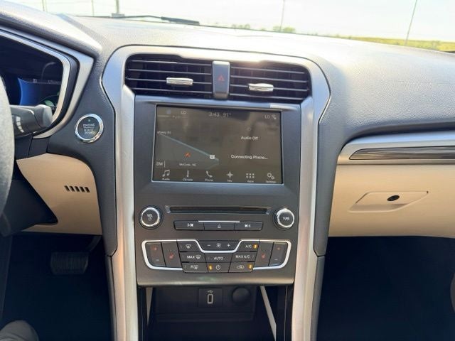 2017 Ford Fusion Hybrid SE