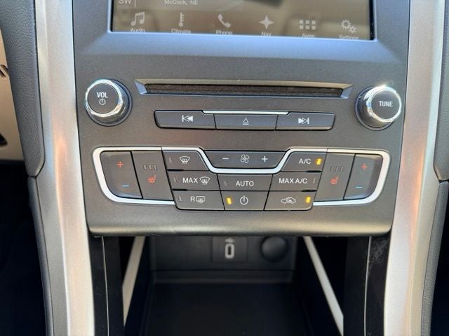 2017 Ford Fusion Hybrid SE