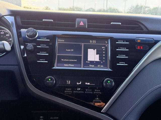 2018 Toyota Camry SE