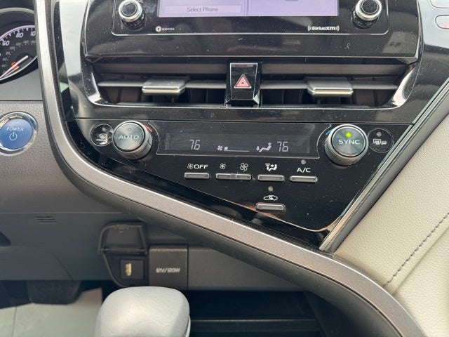 2023 Toyota Camry Hybrid SE