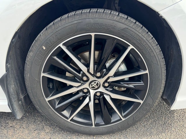 2023 Toyota Camry Hybrid SE