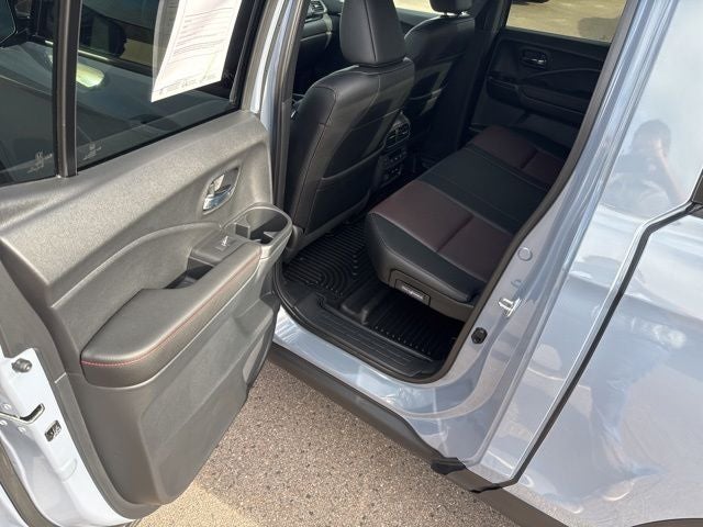 2025 Honda Ridgeline Black Edition