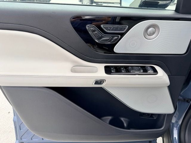 2025 Lincoln Aviator Reserve Premium
