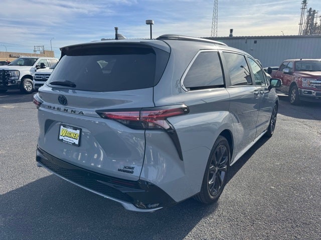 2024 Toyota Sienna XSE 7 Passenger