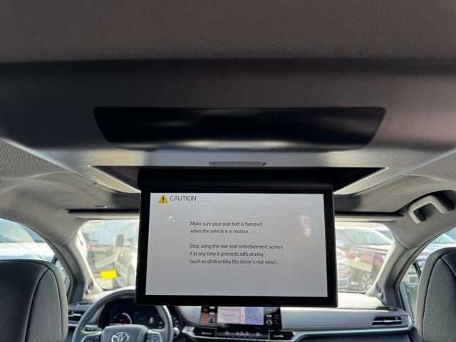 2024 Toyota Sienna XSE 7 Passenger
