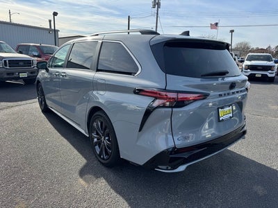 2024 Toyota Sienna XSE 7 Passenger