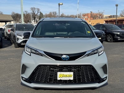 2024 Toyota Sienna XSE 7 Passenger