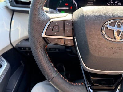 2022 Toyota Sienna XSE 7 Passenger