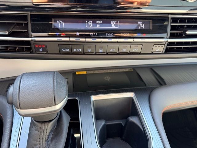 2022 Toyota Sienna XSE 7 Passenger