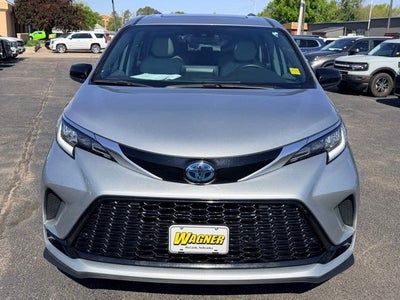 2022 Toyota Sienna XSE 7 Passenger