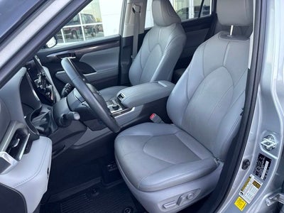 2022 Toyota Highlander Limited