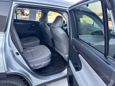 2022 Toyota Highlander Limited